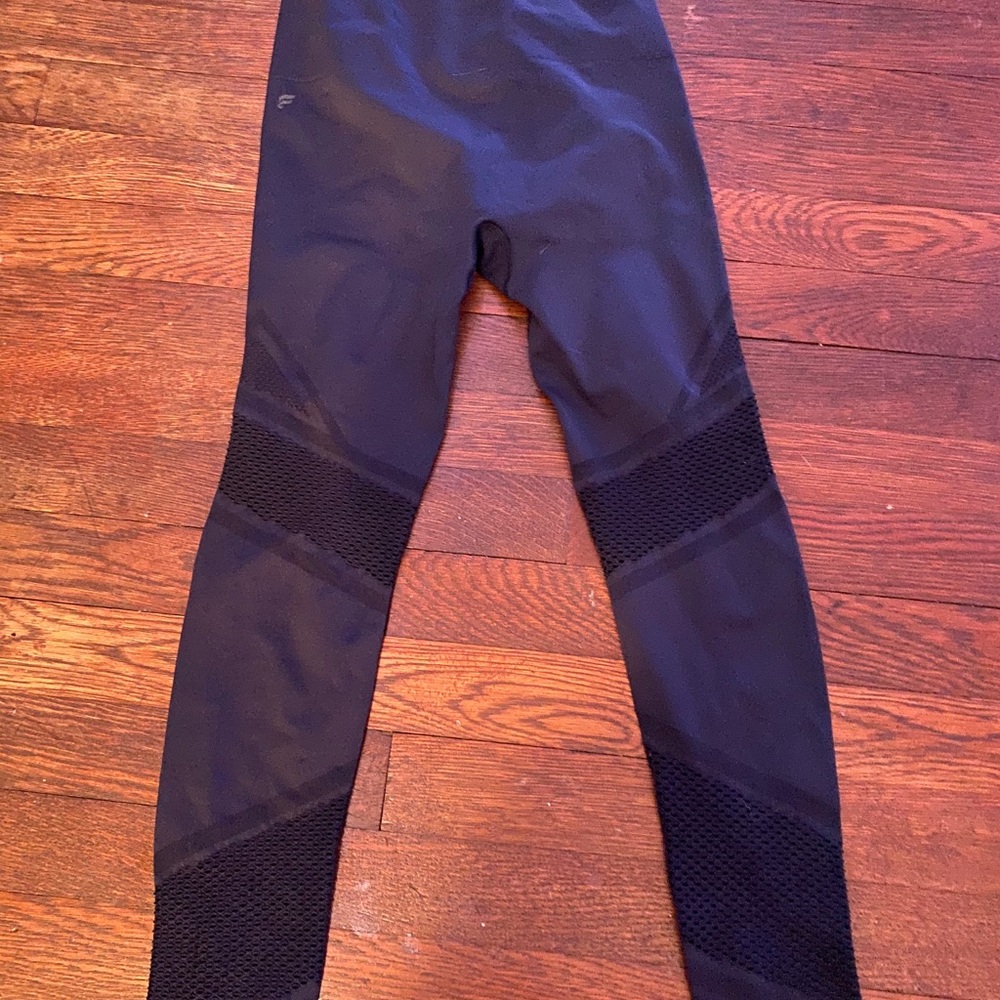 Brand new navy blue fabletics